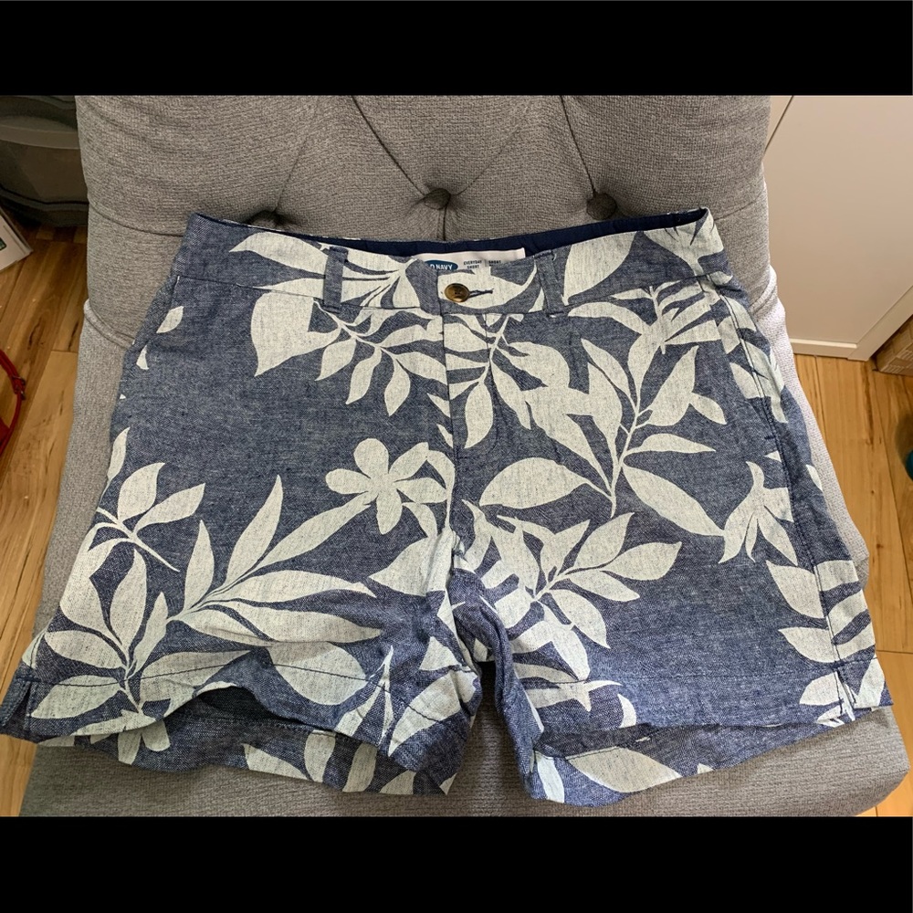 Blue floral summer shorts